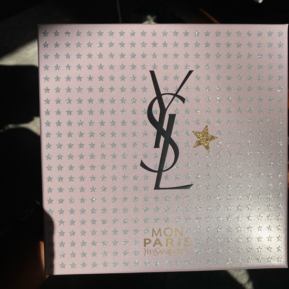 Yves Saint Larent Mon Paris fragrance box